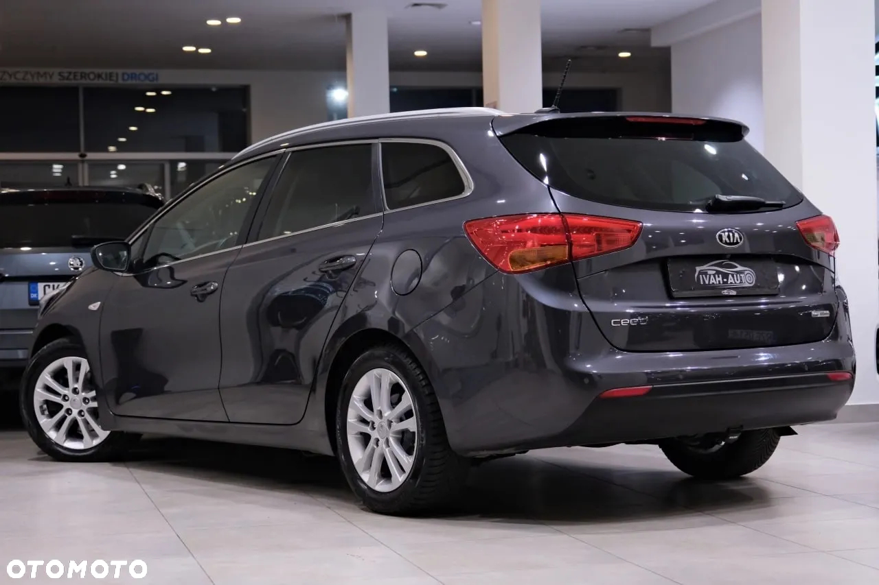 Kia Ceed Cee'd 1.6 CRDi M - 16