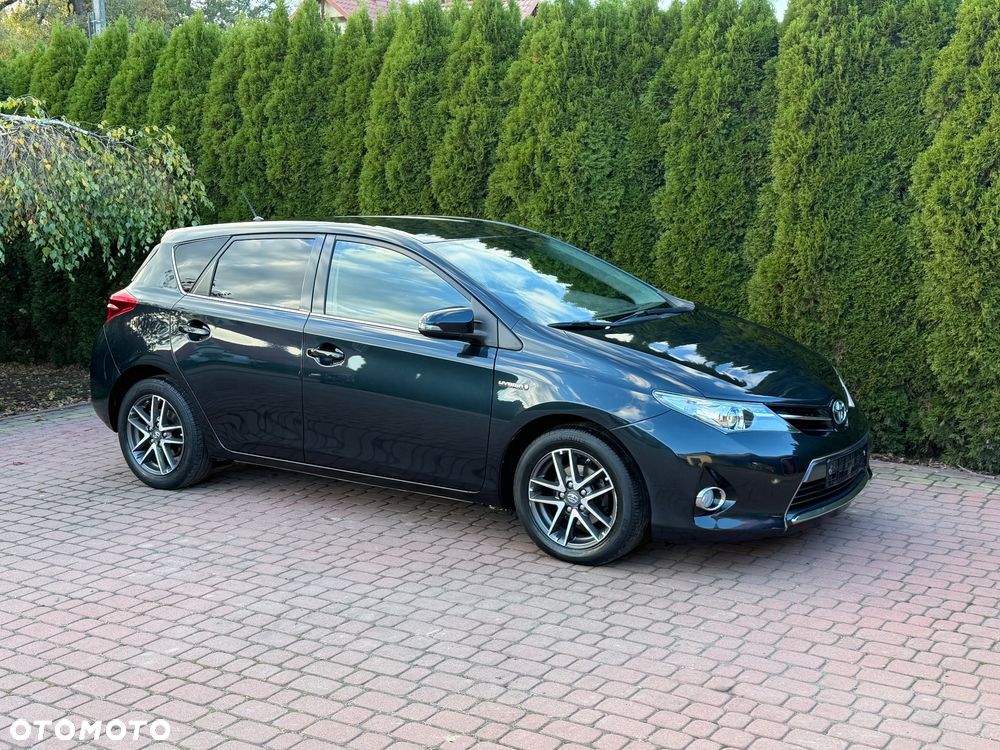 Toyota Auris 1.8 VVT-i Automatik Design Edition - 11