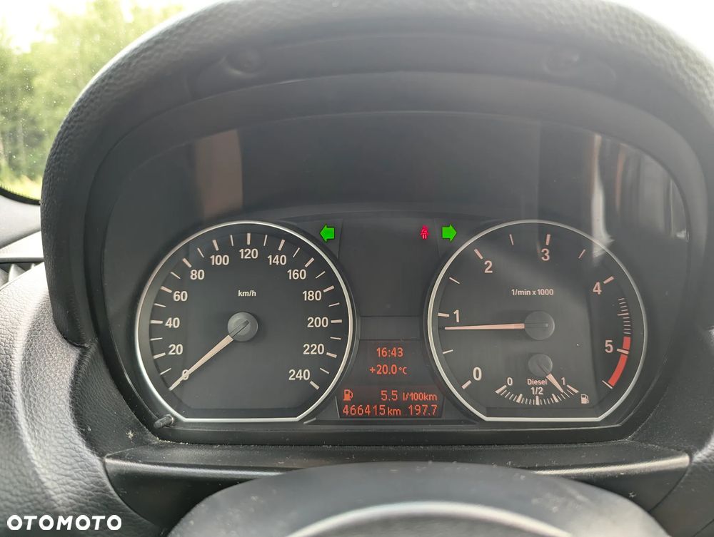 BMW Seria 1 118d - 13