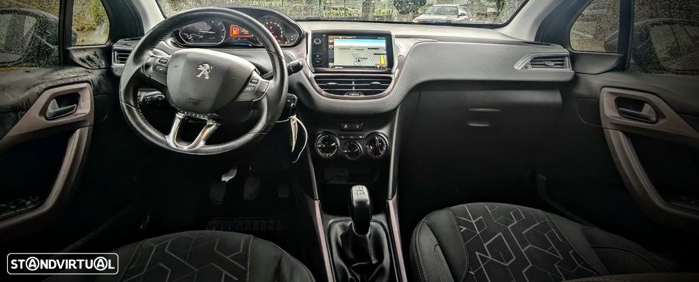 Peugeot 2008 1.6 BlueHDi GT Line - 13