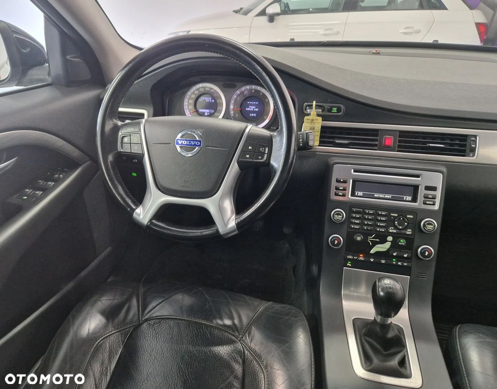 Volvo V70 2.5T Summum - 19
