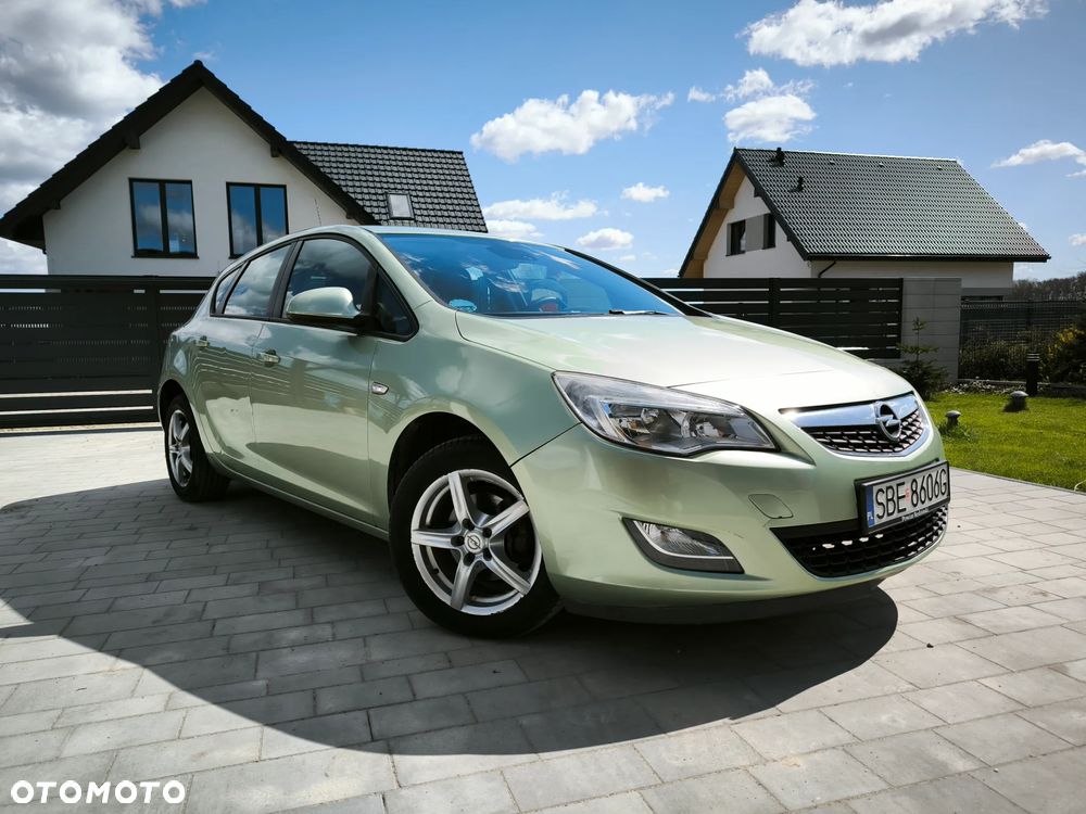 Opel Astra - 9