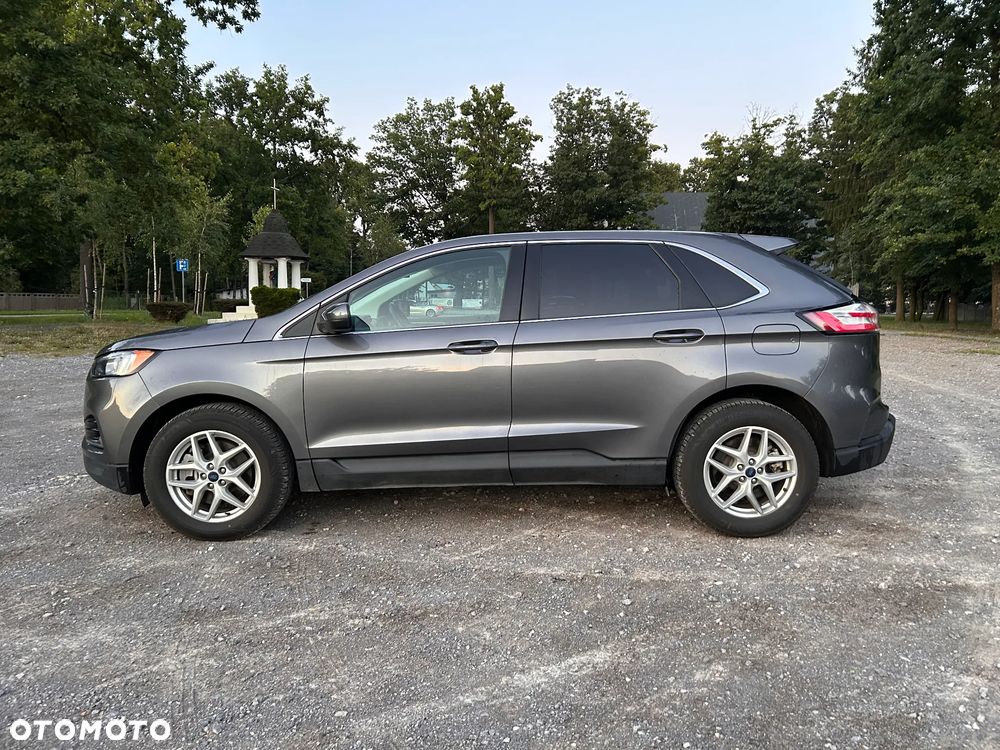 Ford Edge - 8