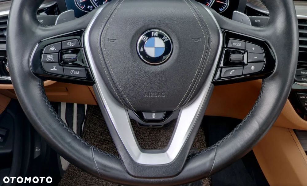 BMW Seria 5 520d xDrive M Sport Edition - 32