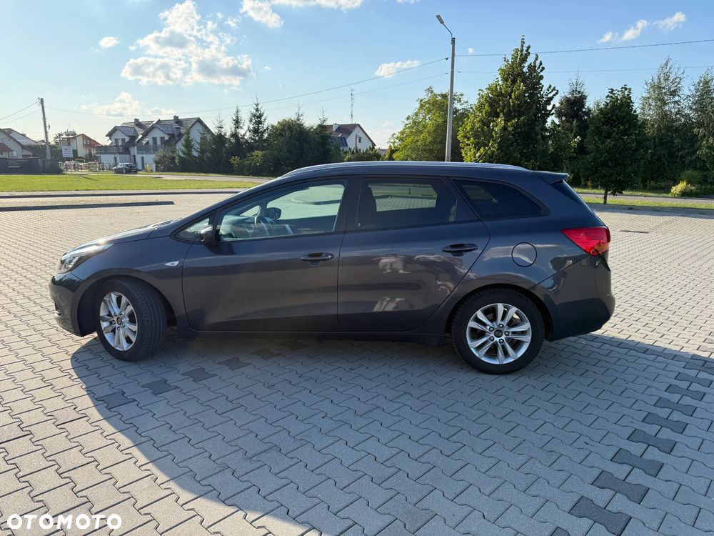 Kia Ceed 1.6 CRDi M - 4