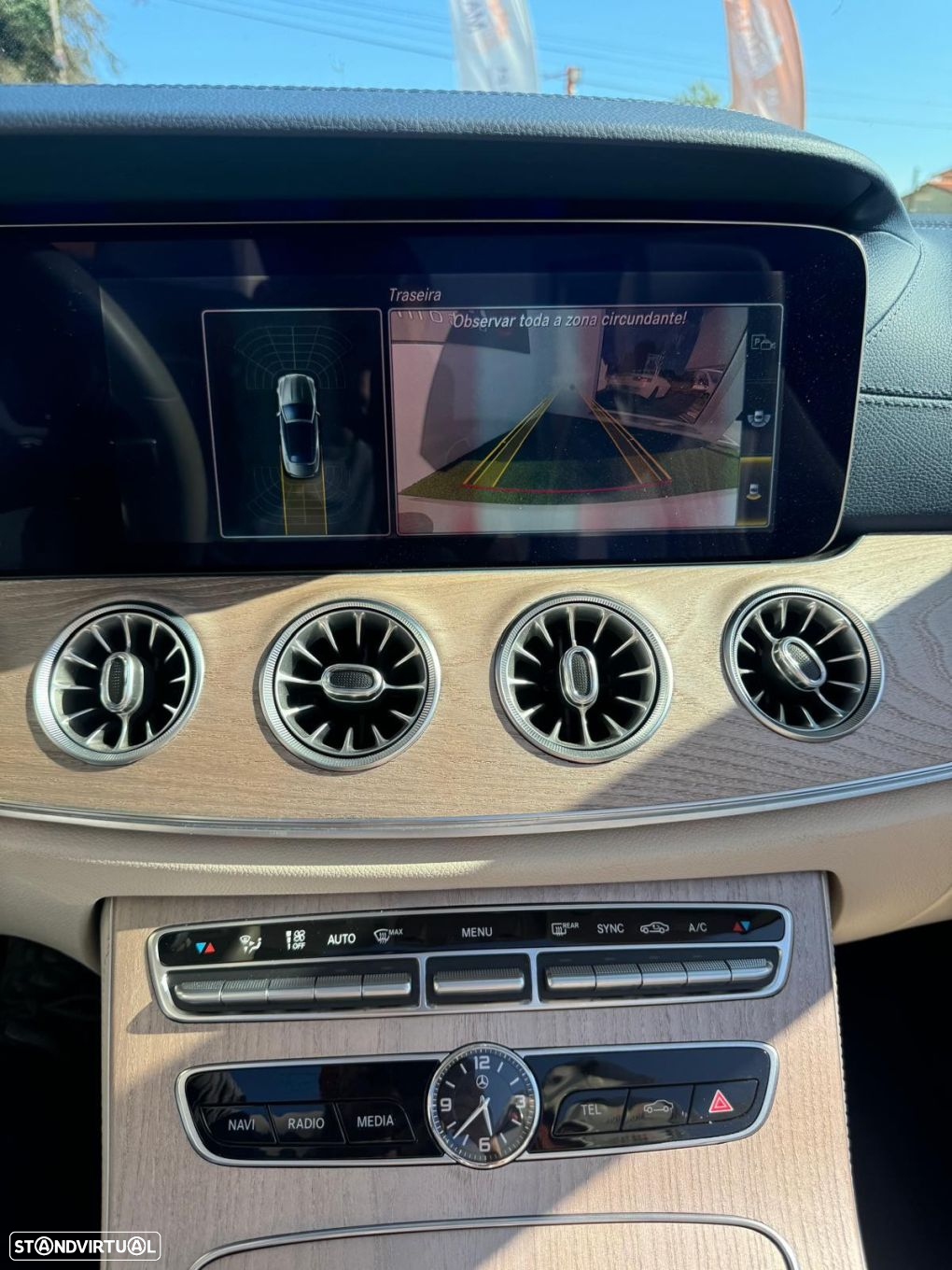 Mercedes-Benz E 200 Aut. - 19