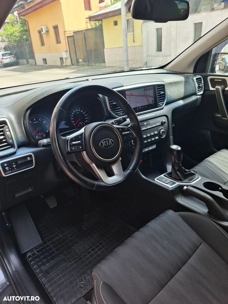 Kia Sportage 1.6 GDI 6MT 4x2 Plus - 1