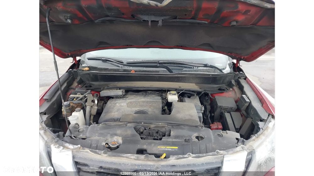 Nissan Pathfinder - 11