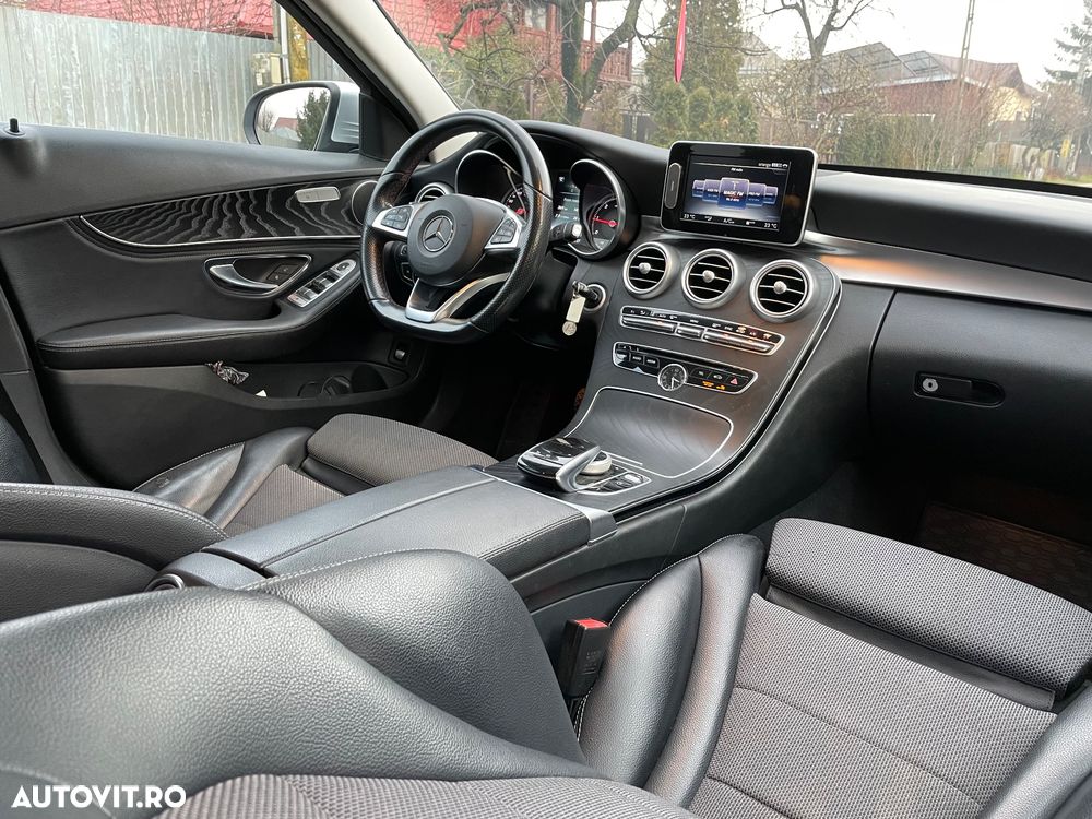 Mercedes-Benz C - 3