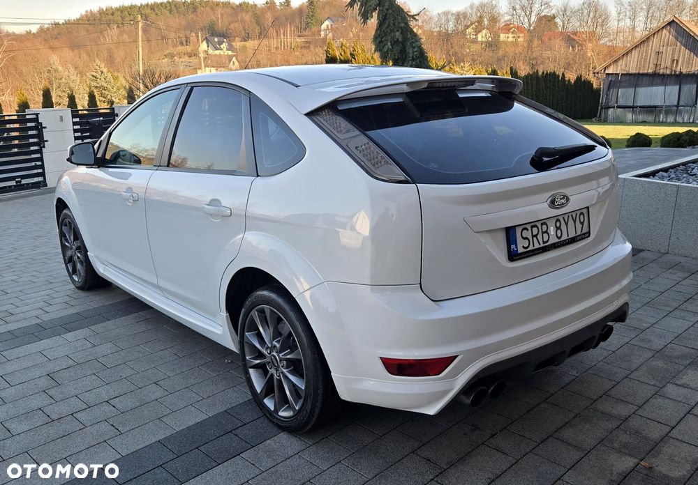 Ford Focus 2.0 16V Ghia - 4