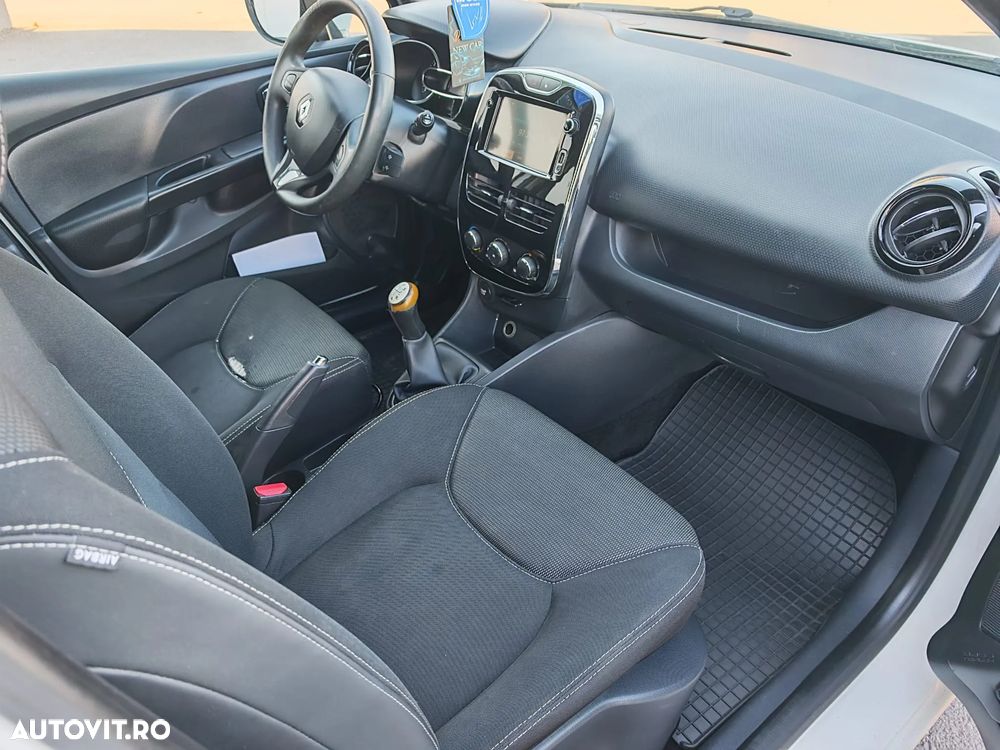 Renault Clio 1.5 dCi 75 Dynamique - 9