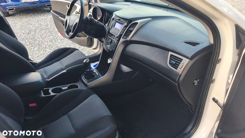 Hyundai i30 1.4 Comfort - 16