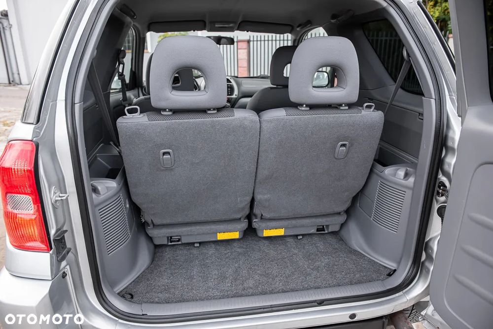 Toyota RAV4 - 20