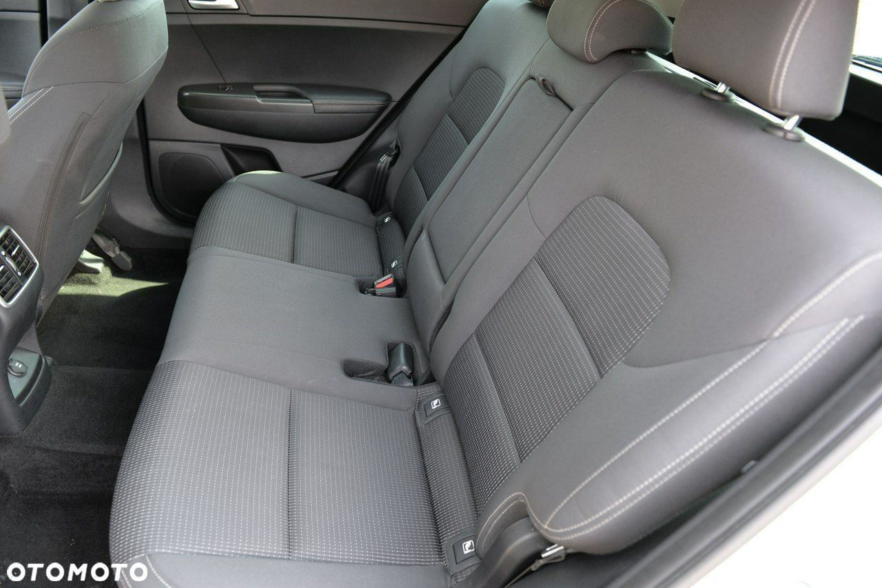 Kia Sportage 1.7 CRDI 2WD Edition 7 - 10