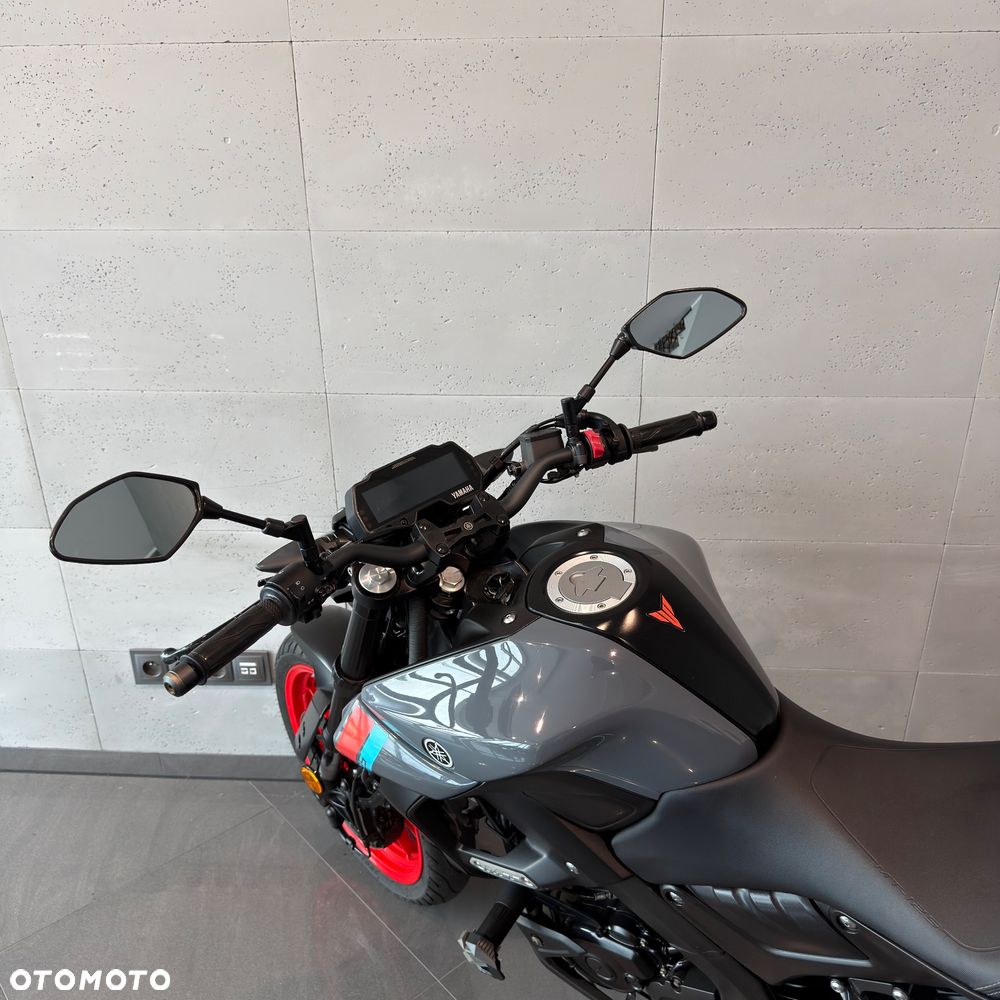 Yamaha MT - 11