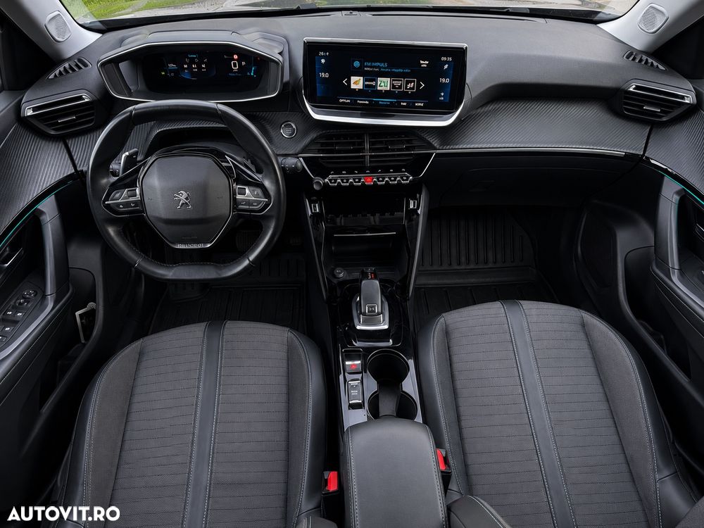 Peugeot 2008 1.5 BlueHDI STT EAT8 Allure - 3