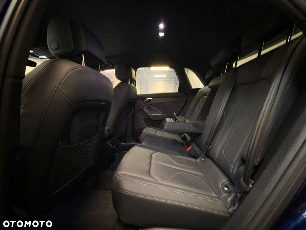 Audi Q3 - 25