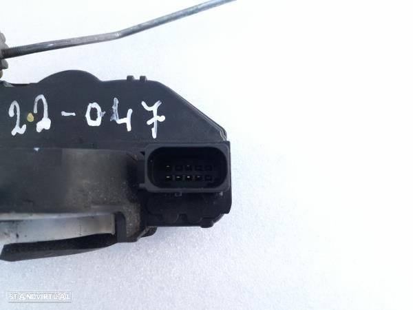 Fecho Porta Frente Dto Opel Astra J Sports Tourer (P10) - 4