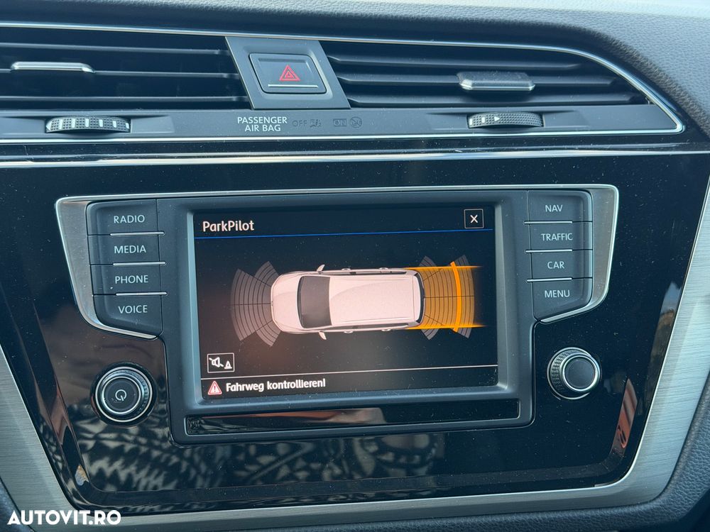 Volkswagen Touran - 6