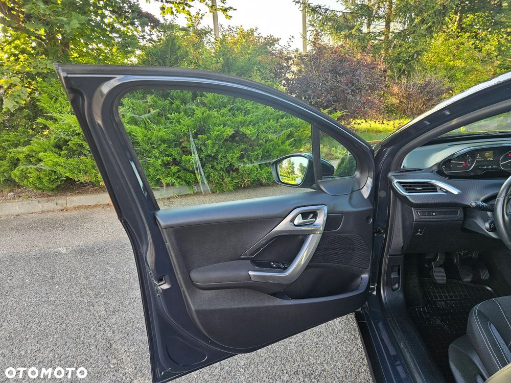 Peugeot 2008 PureTech 82 Style - 19