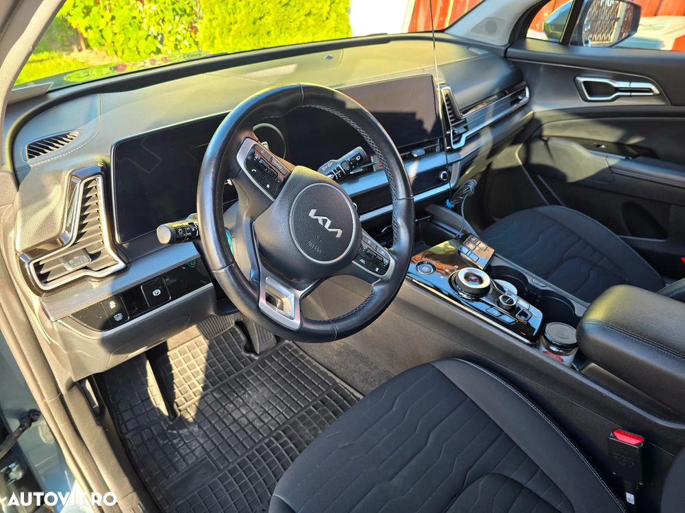 Kia Sportage 1.6 T-GDI HEV 6AT 4x4 Business Line - 6