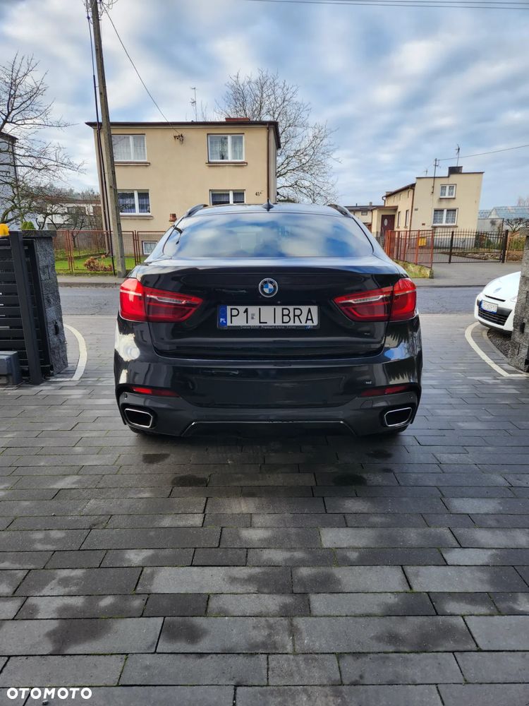 BMW X6 xDrive30d - 10