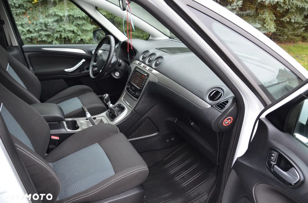 Ford S-Max 2.0 TDCi DPF Titanium - 8