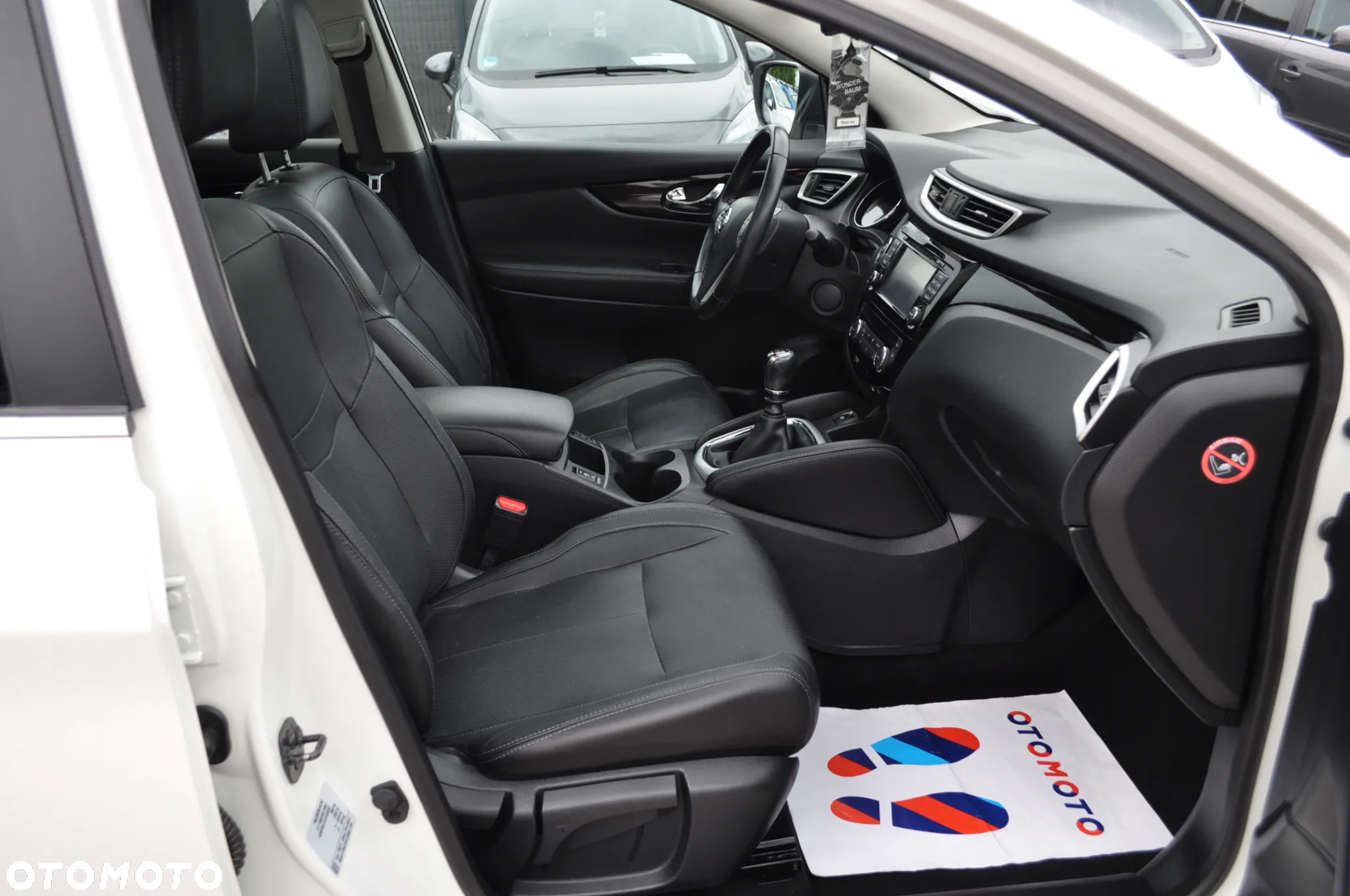 Nissan Qashqai 1.6 DCi Tekna - 16
