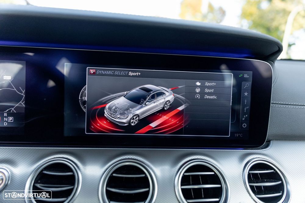 Mercedes-Benz E 220 d AMG - 24