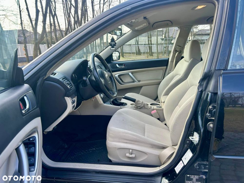 Subaru Legacy - 5