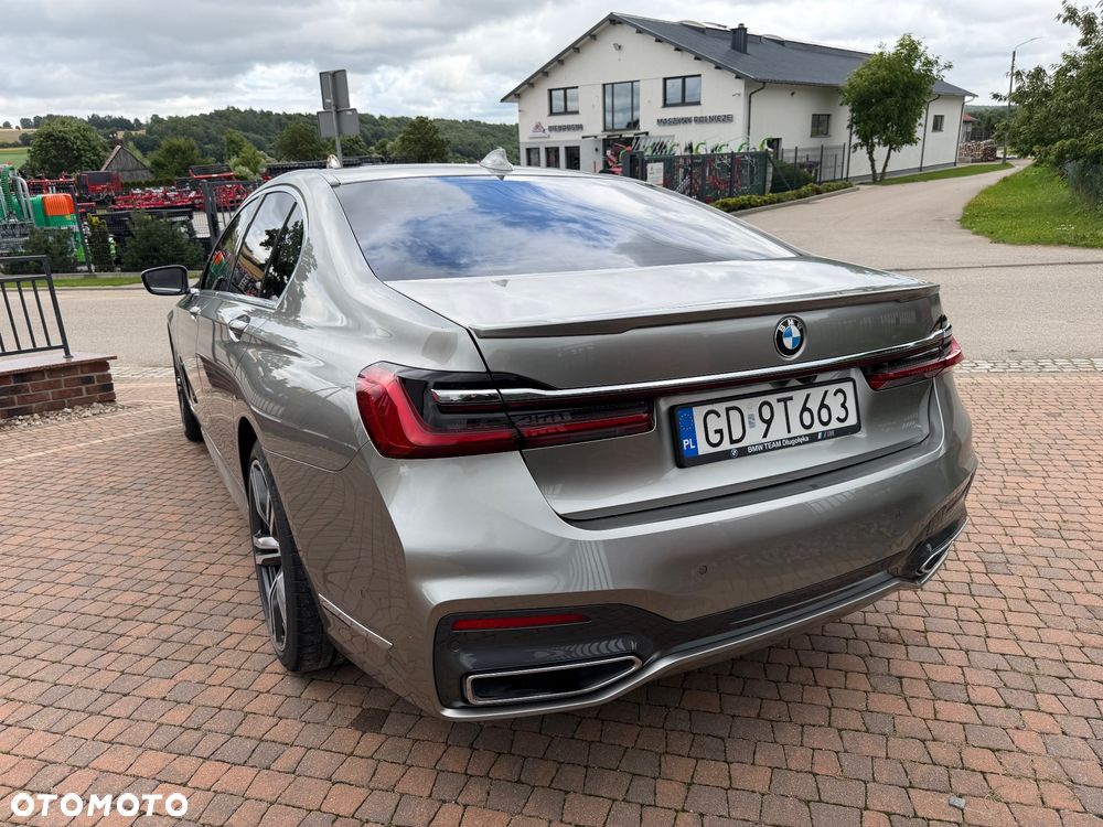 BMW Seria 7 730d xDrive - 9
