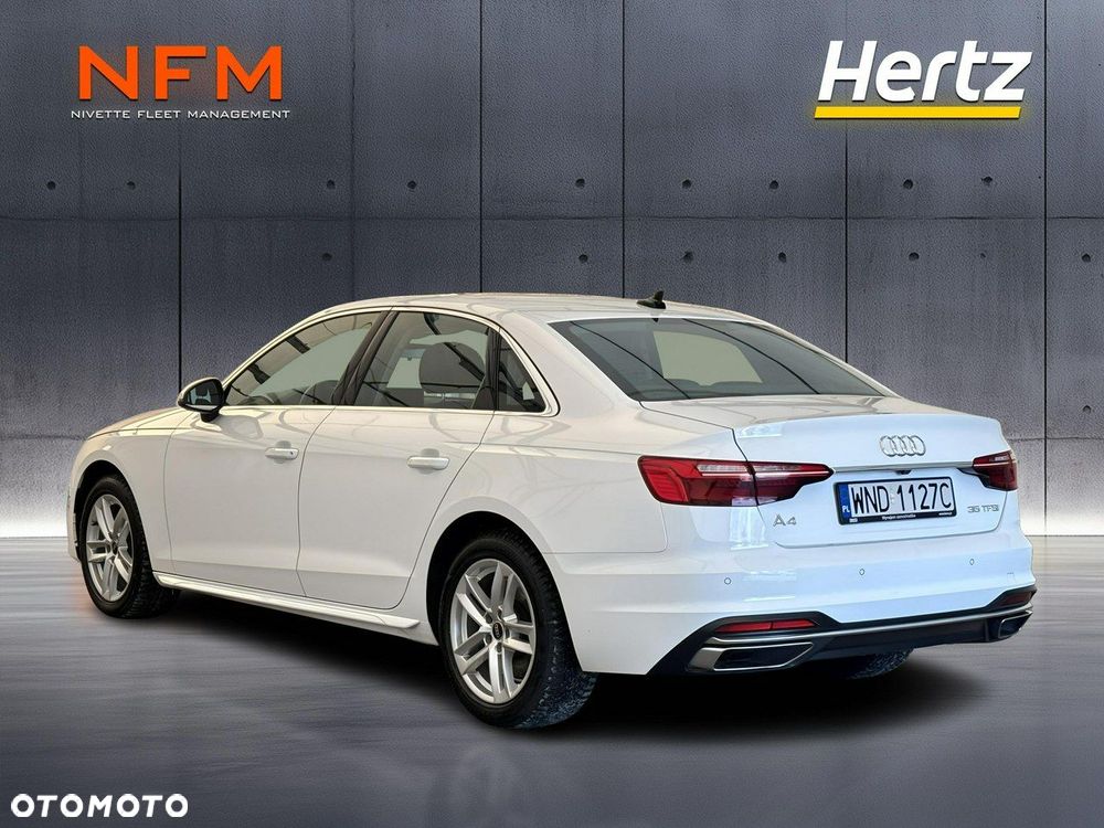 Audi A4 Limousine - 4