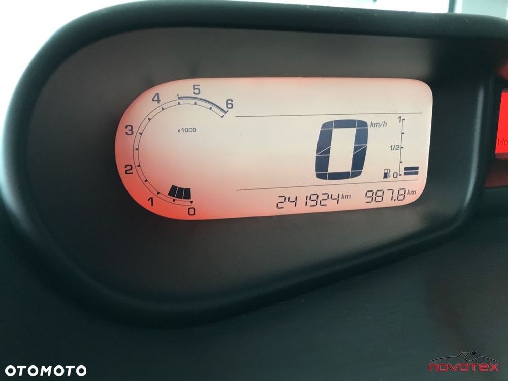 Citroën C3 Picasso 1.6 HDi Attraction - 12