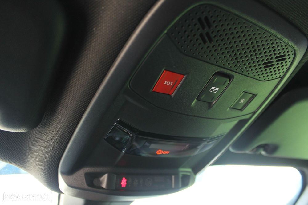 Peugeot e-2008 50 kWh GT - 18