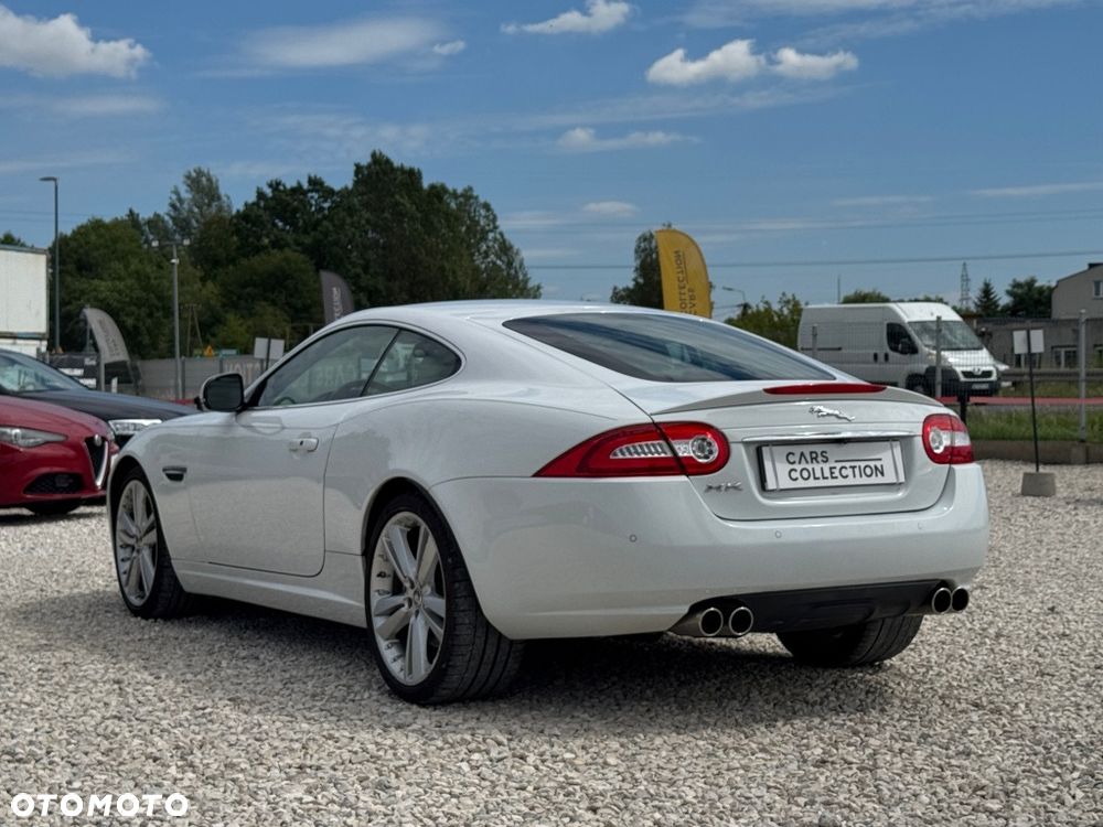 Jaguar XK - 6