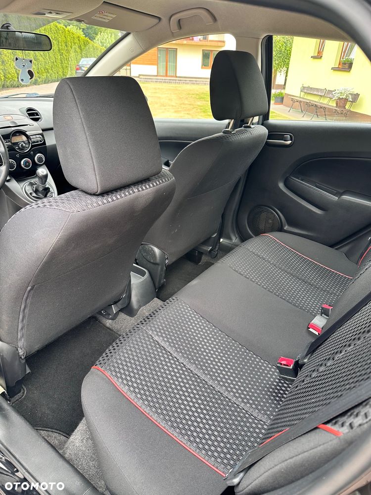 Mazda 2 - 9