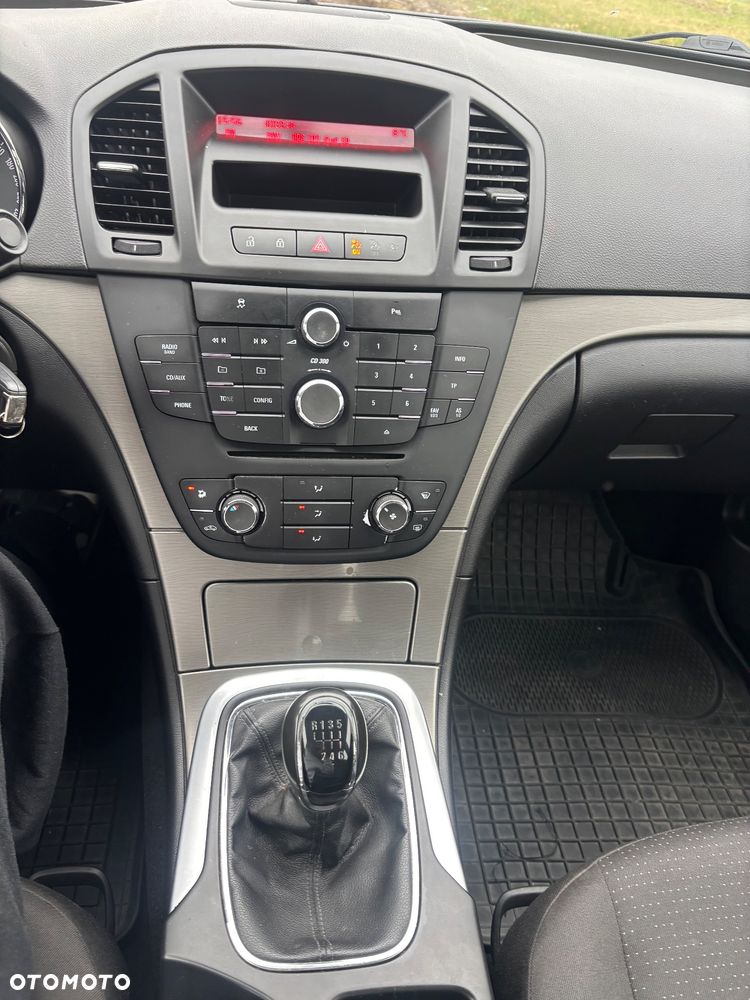 Opel Insignia 1.6 - 27