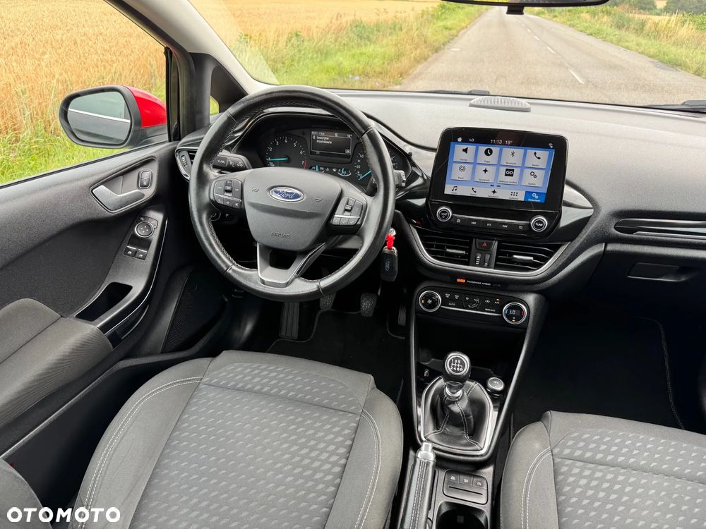 Ford Fiesta 1.0 EcoBoost S&S TITANIUM - 18