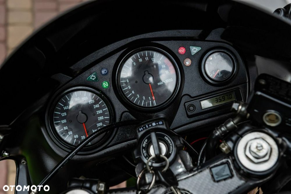 Honda CBR - 9