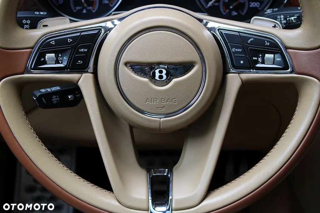 Bentley Bentayga W12 - 22