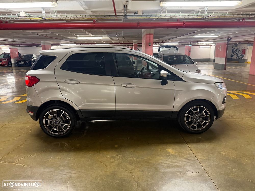 Ford EcoSport 1.0 EcoBoost Titanium - 4