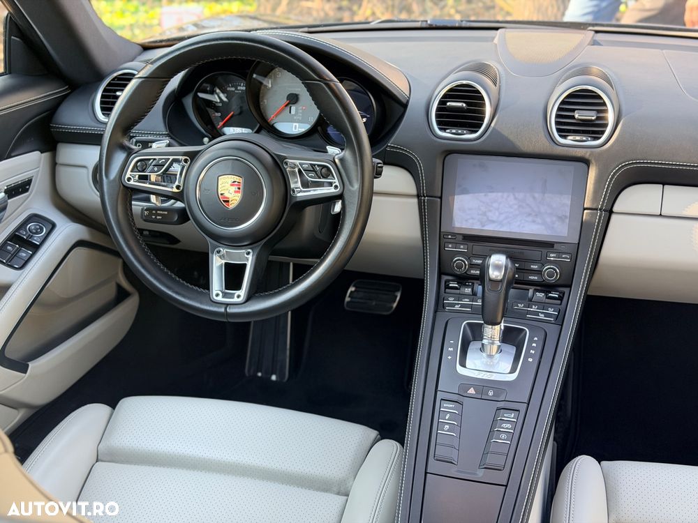 Porsche Cayman S PDK - 11