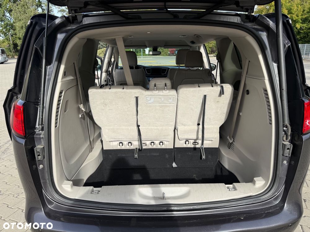 Chrysler Voyager - 19