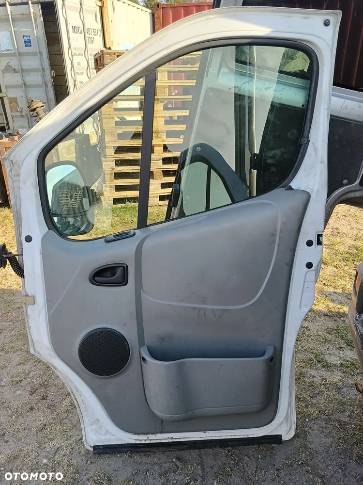 Drzwi prawe lewe boczne przednie przód Trafic II Vivaro Primastar - 4