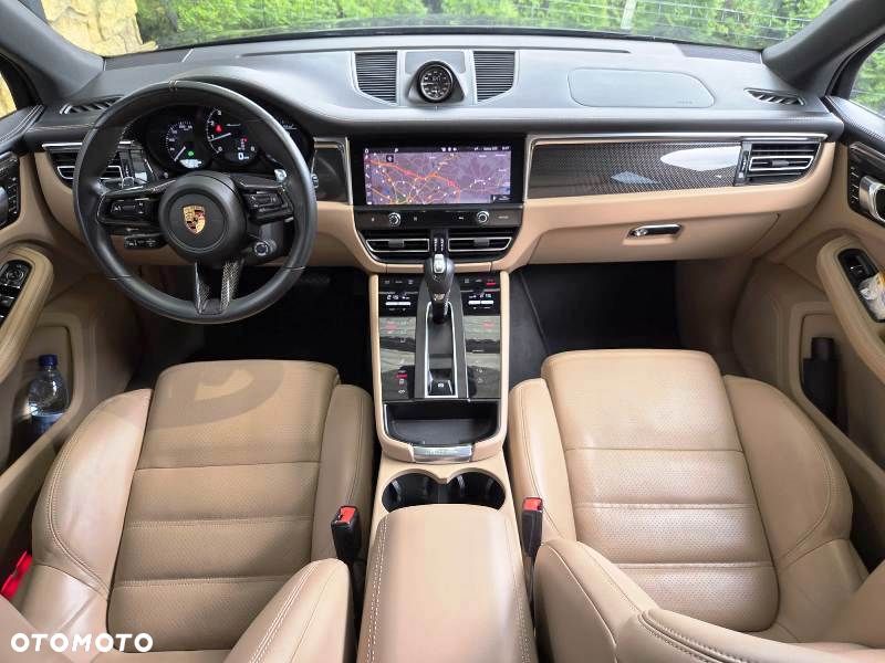 Porsche Macan T - 10