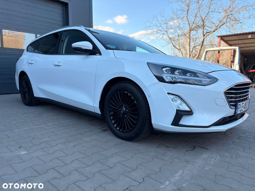Ford Focus 1.5 EcoBlue Start-Stopp-System COOL&CONNECT DESIGN - 4
