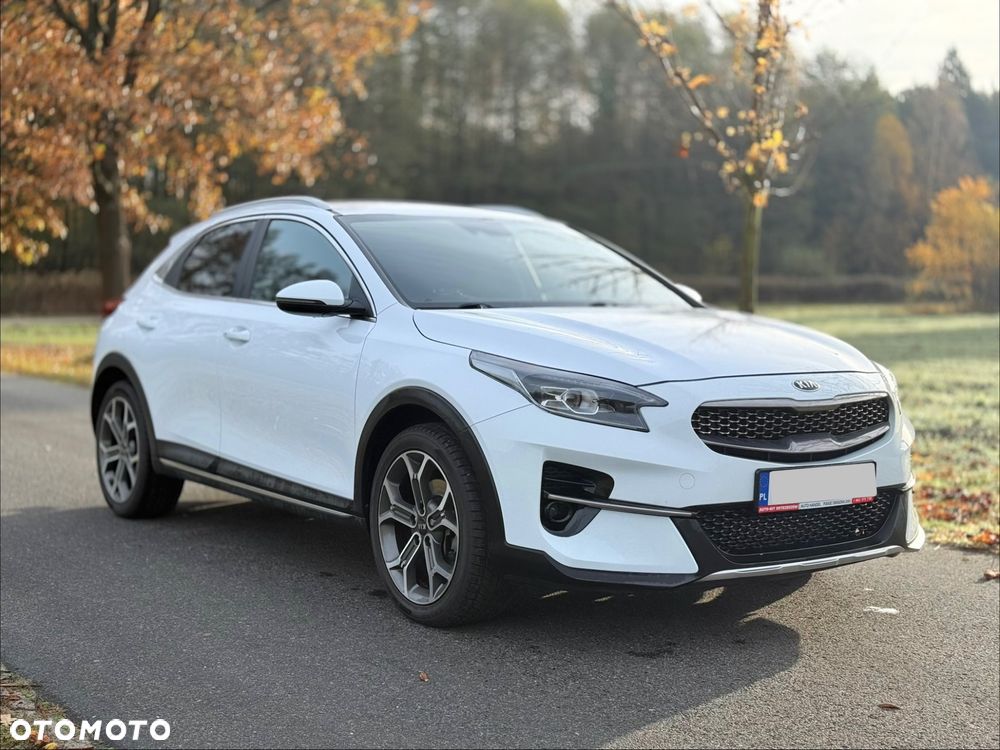 Kia XCeed 1.6 CRDi (48V Mild-Hybrid) DCT7 PLATINUM - 4