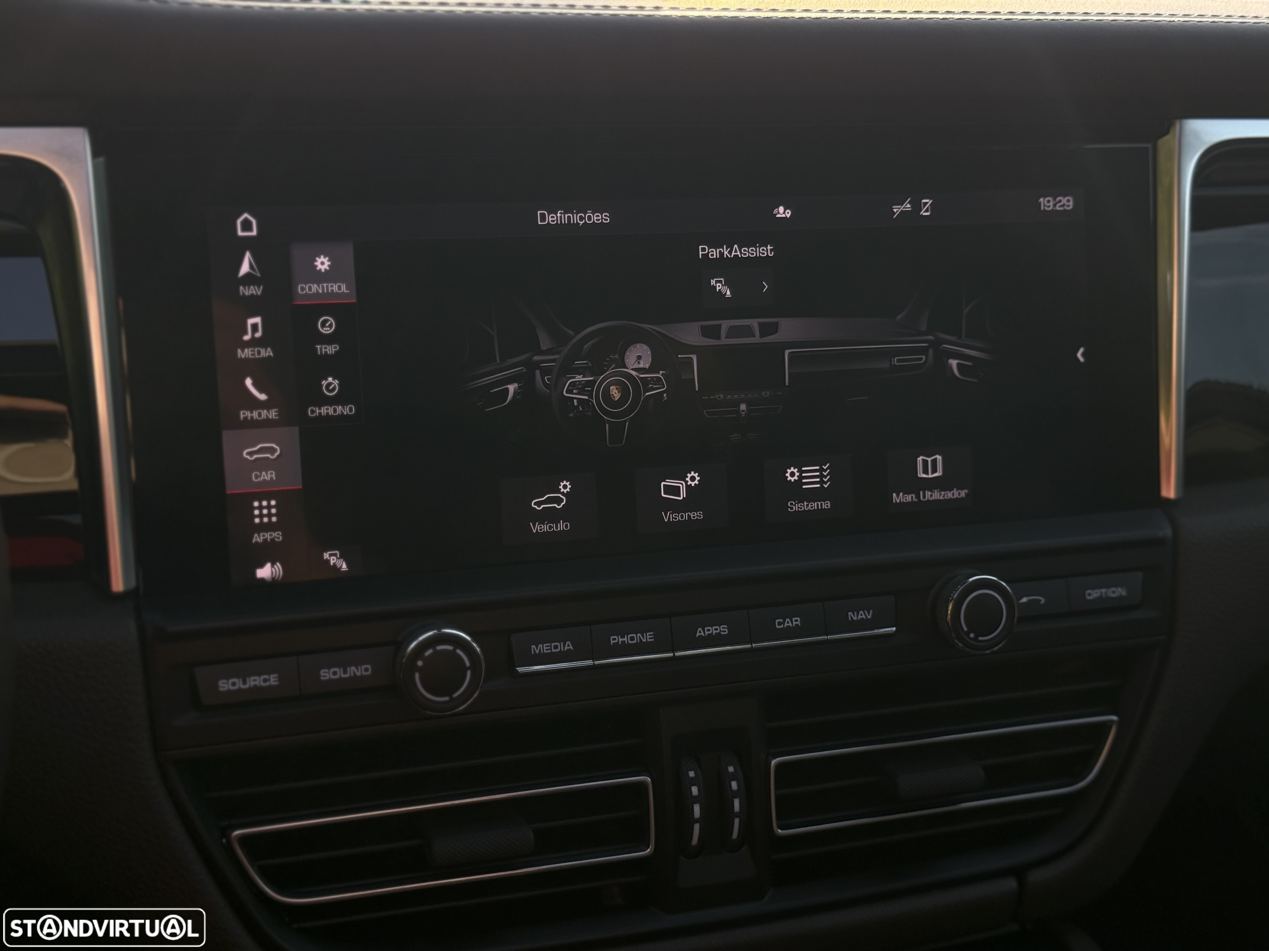 Porsche Macan S - 25