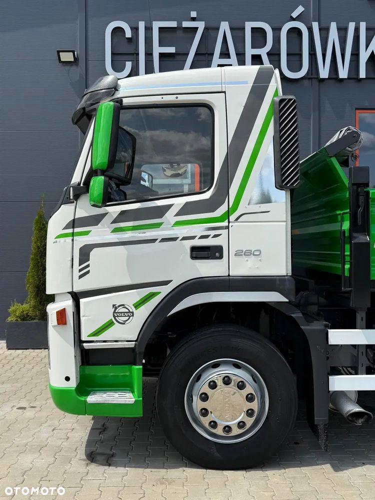 Volvo Volvo FM FL FE 18.260 // wywrotka 3-stronna NOWA ZABUDOWA !!// kipper // E5 // manual - 26