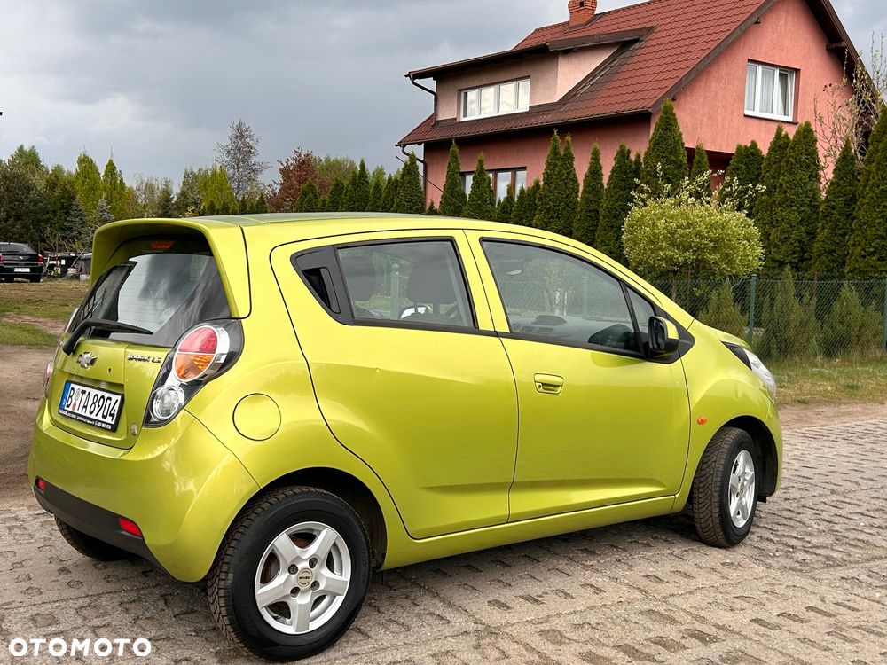 Chevrolet Spark 1.0 - 5
